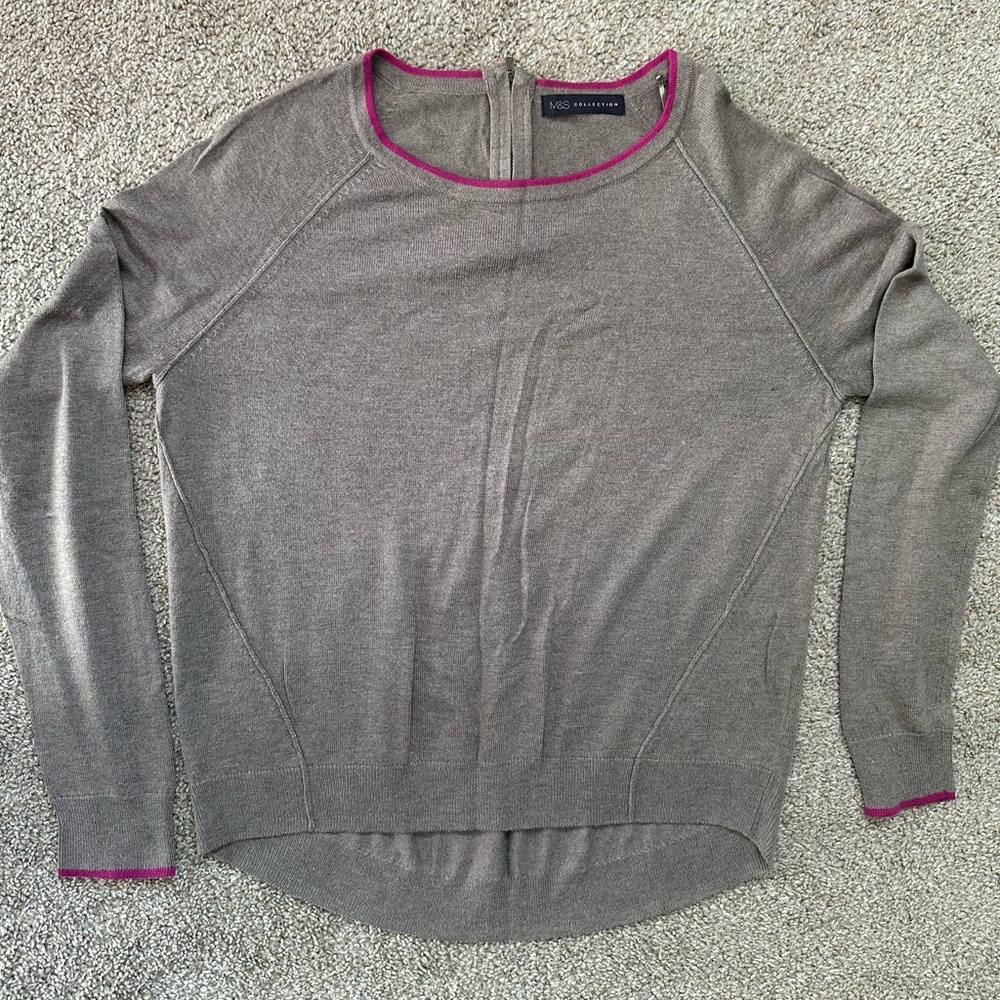 Marks & Spencer Crewneck Long Sleeve Sweater Size Medium
